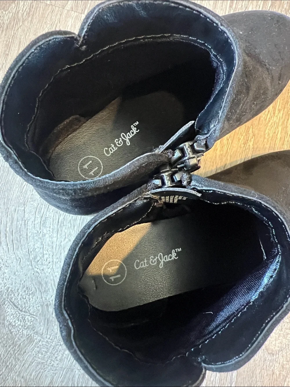 Cat & Jack Girls Black Faux Suede Zipper Booties Boots Size 11